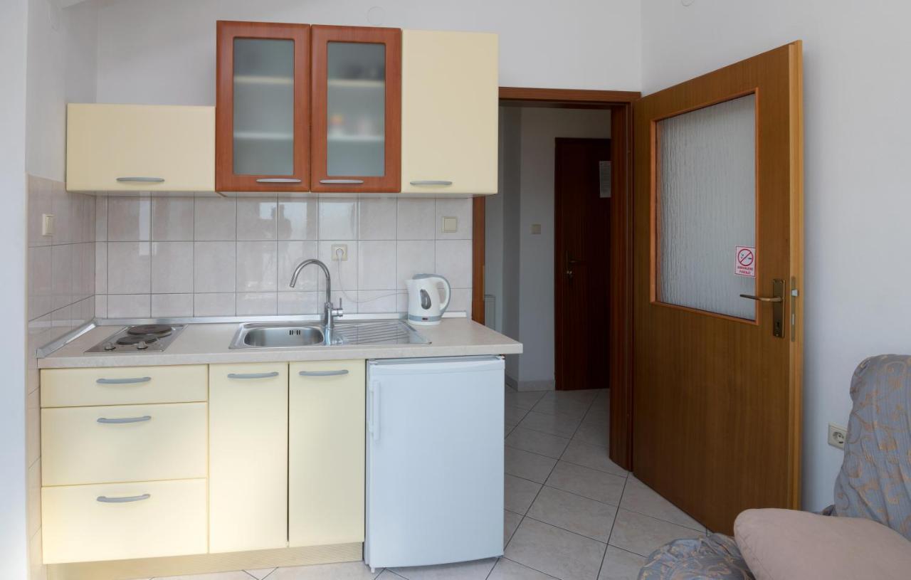 Apartments Bobi 扎达尔 外观 照片