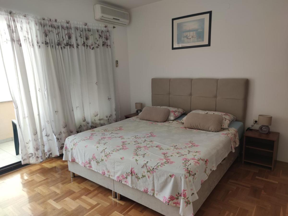 Apartments Bobi 扎达尔 外观 照片