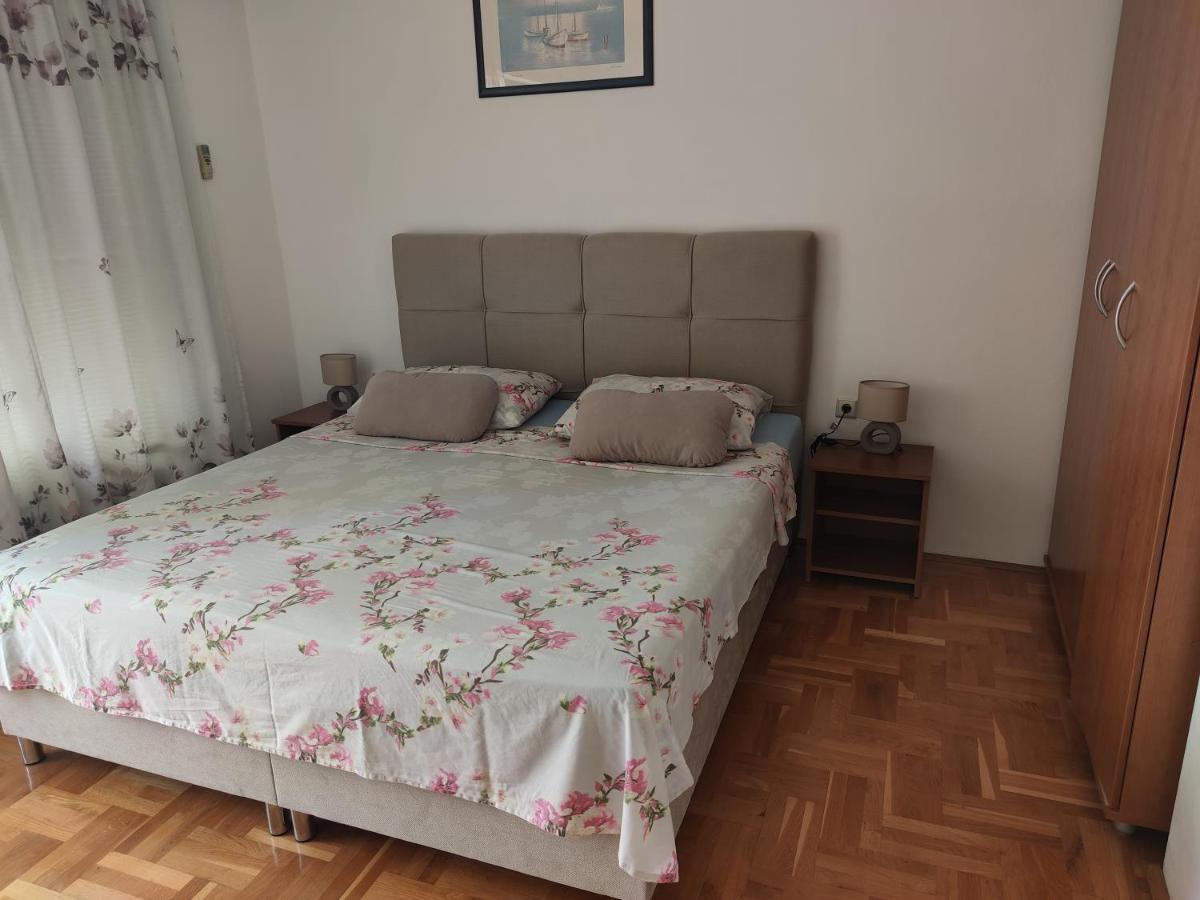 Apartments Bobi 扎达尔 外观 照片