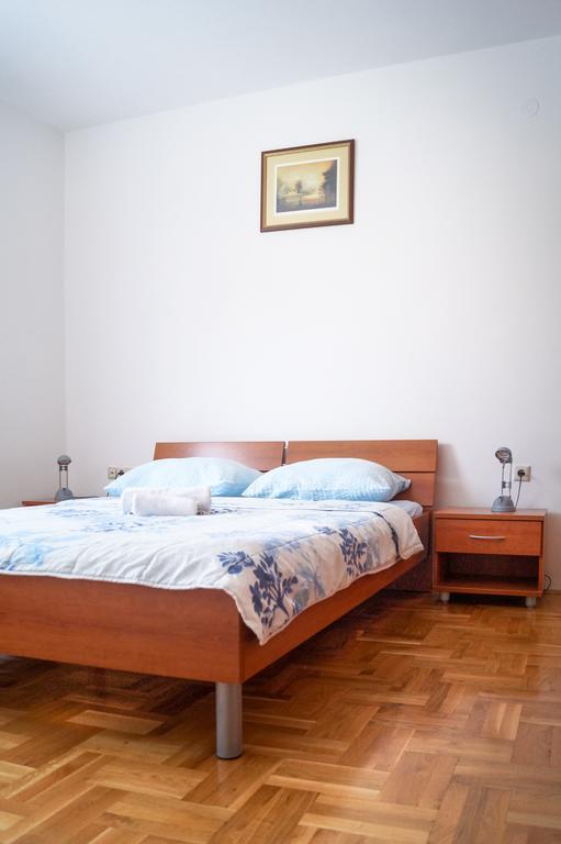 Apartments Bobi 扎达尔 外观 照片