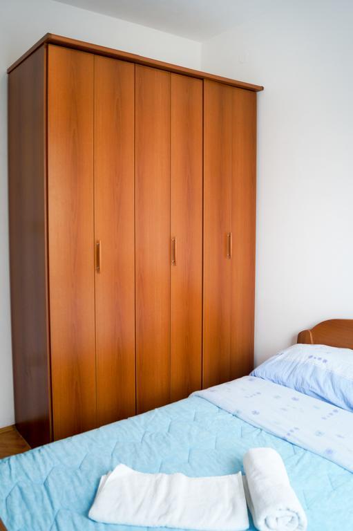 Apartments Bobi 扎达尔 外观 照片