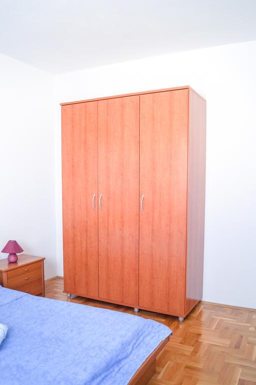 Apartments Bobi 扎达尔 外观 照片
